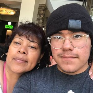 Meet your Posher, Gerardo